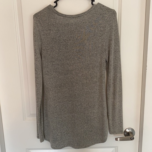 Long Sleeve Shirt - Picture 2 of 3